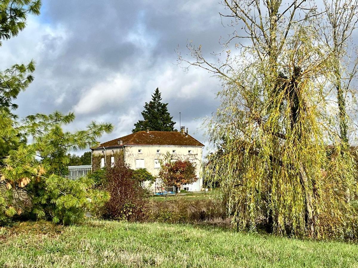 Villa Le Parc De Gouts Aiguillon Exterior foto